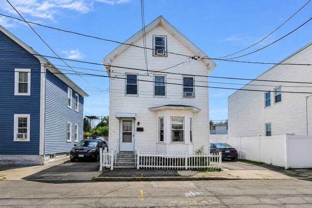 27 Franklin Ave - Photo 1