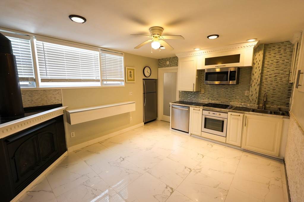 235 Savin Hill Avenue - Photo 1