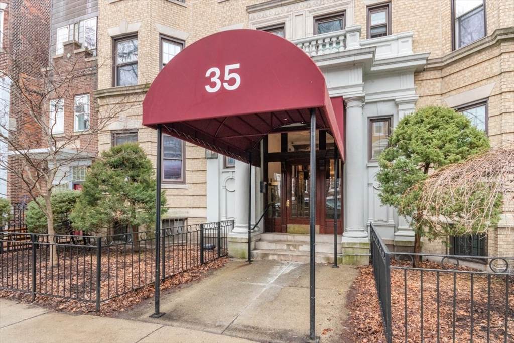 35 Queensberry - Photo 1