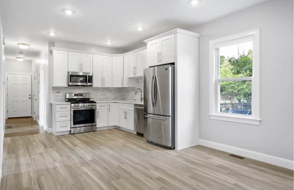 7 Carolina Ave. - Photo 1