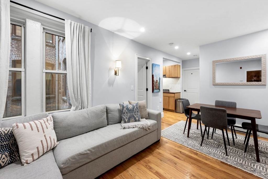 25 Clark Street - Photo 1