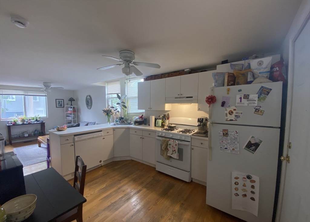 75 5th St - Photo 1