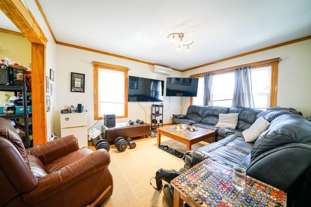 59 Court - Photo 1