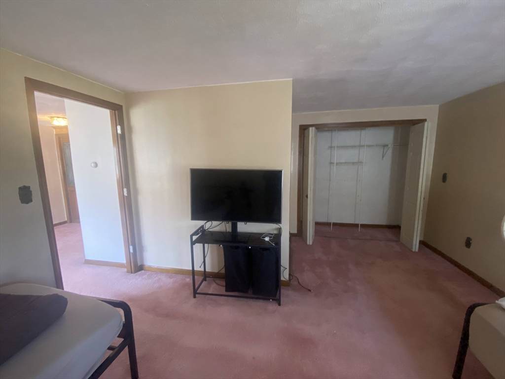 53 Linden Street - Photo 1