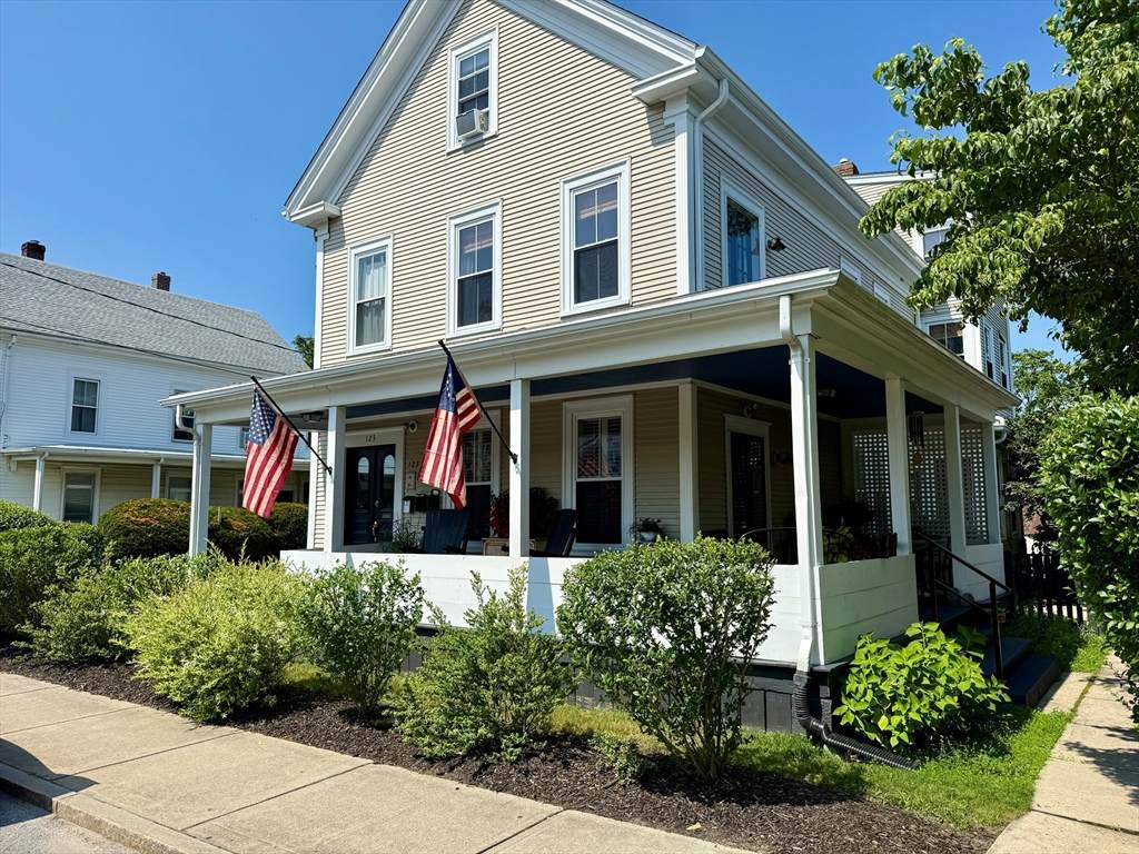 123 Court St - Photo 1