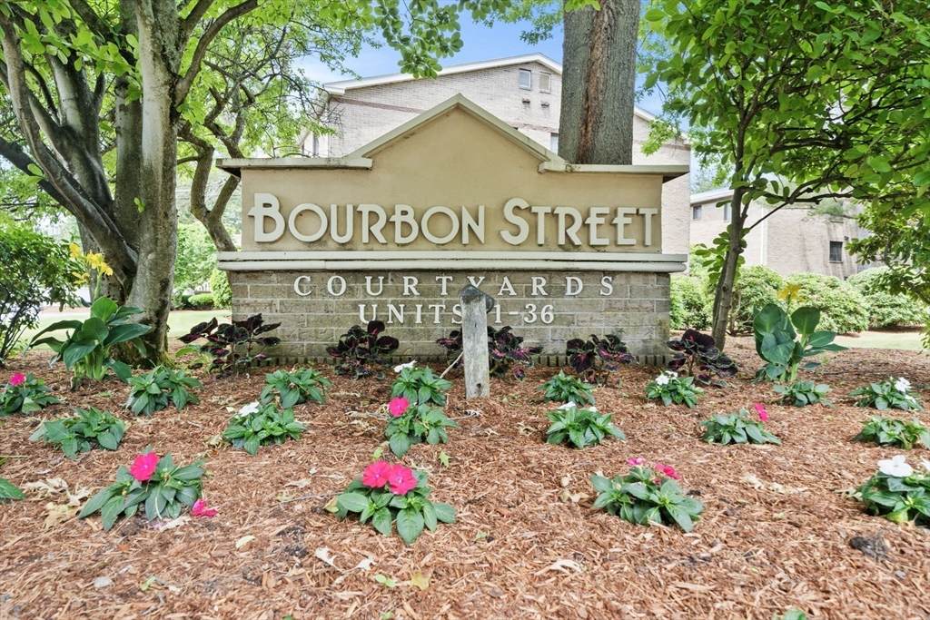 14 Bourbon Street - Photo 1