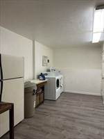850 Broad - Photo 2