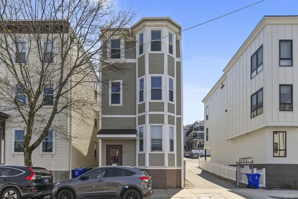 419 E 3rd St - Photo 1