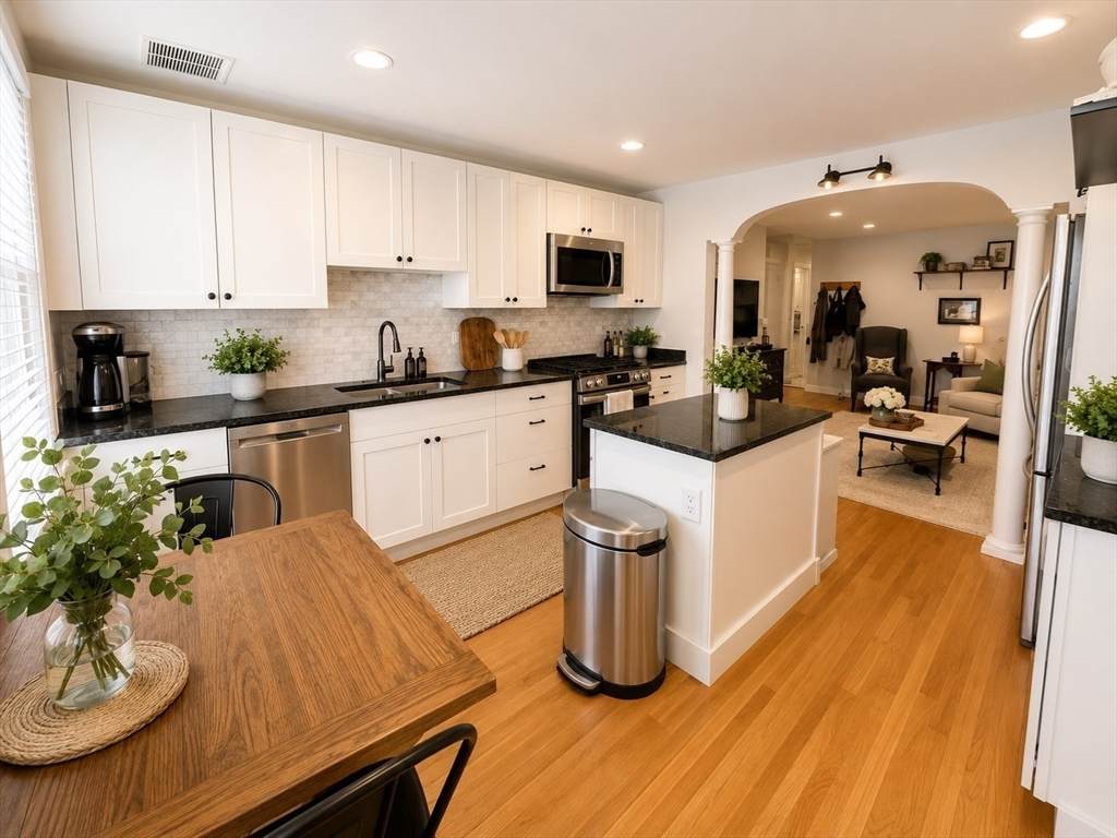 28 Monument St - Photo 1