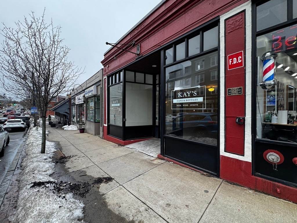 28-42 Commercial St - Photo 1