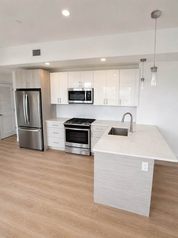 386 Market St - Photo 1