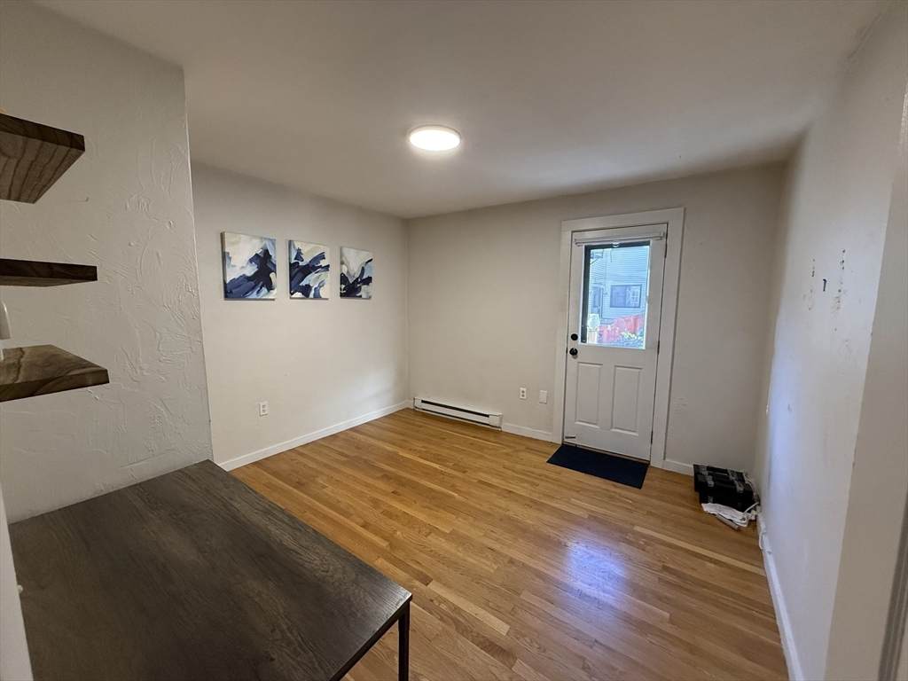 181 Bowen Street - Photo 1