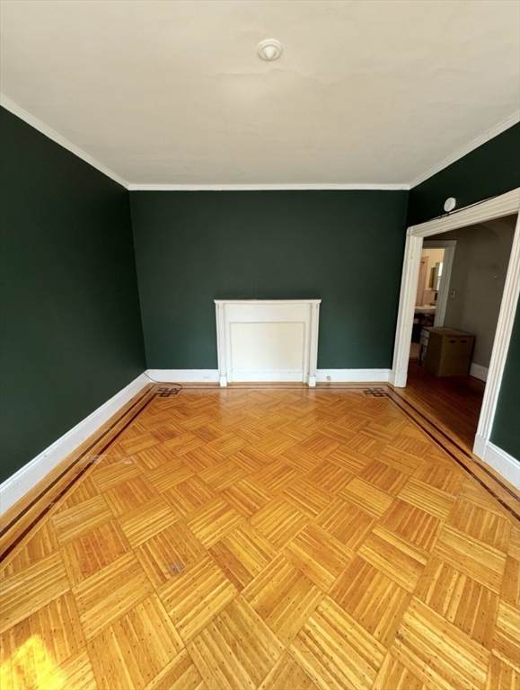 4 Woodstock Ave - Photo 1