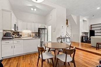 113 W Dedham St - Photo 1
