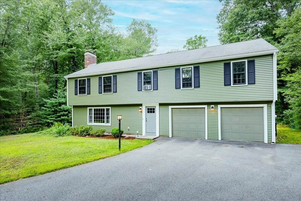 37 Kathleen Drive - Photo 1