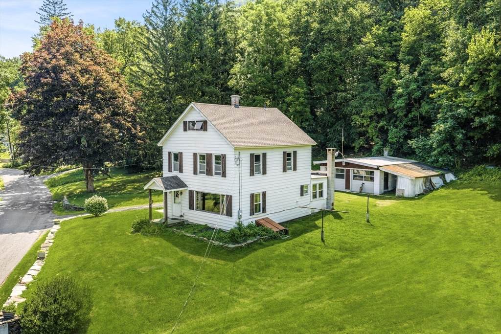 8 Underwood Ave - Photo 1