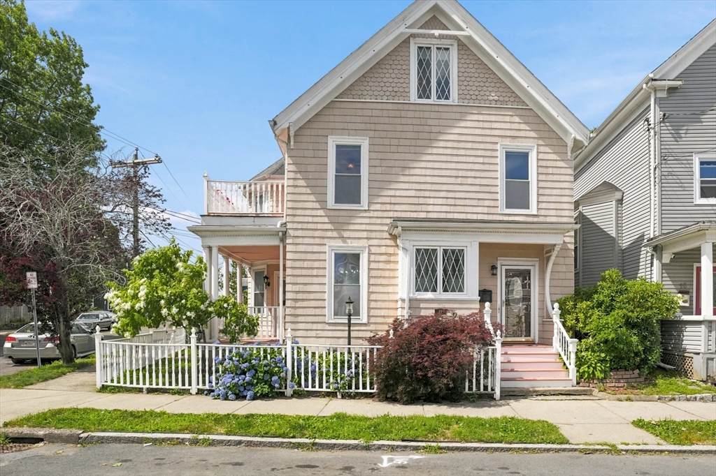 17 Basset St - Photo 1