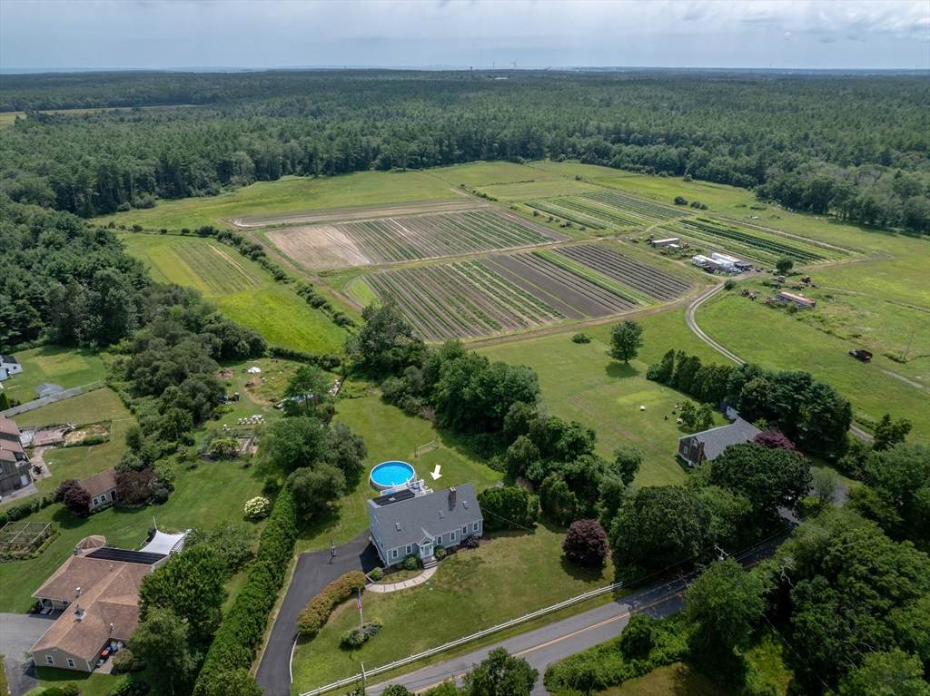 191 Acushnet Rd - Photo 1