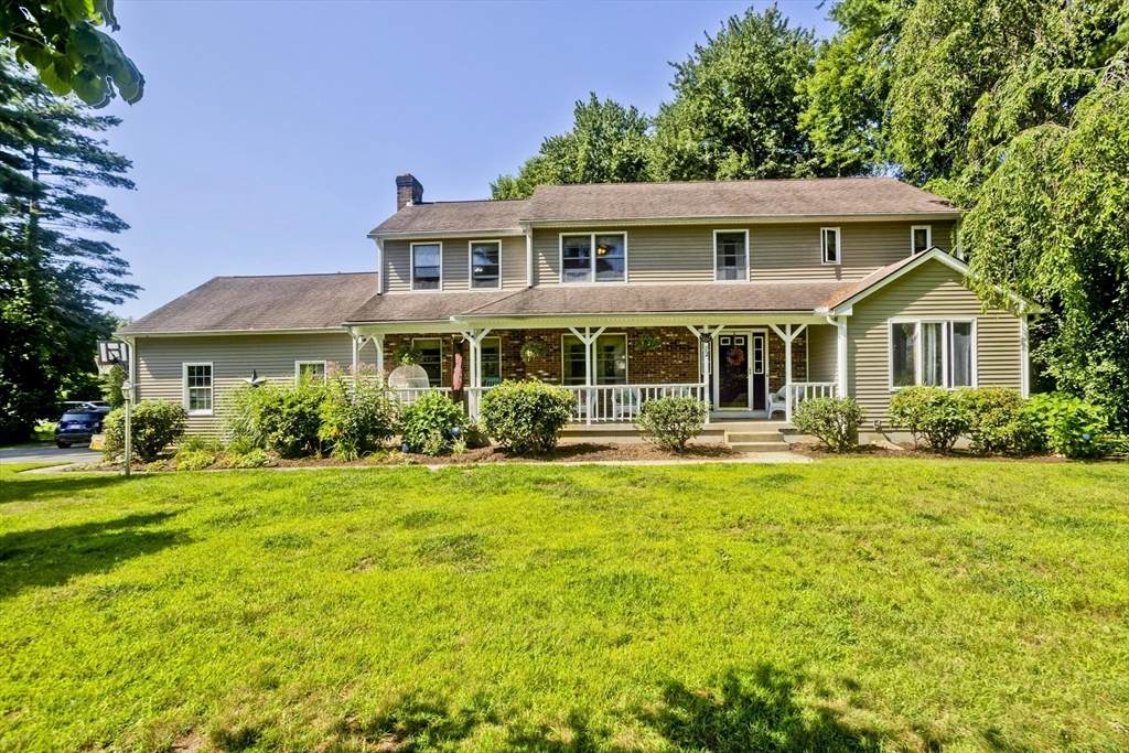 82 Pilgrim Rd - Photo 1