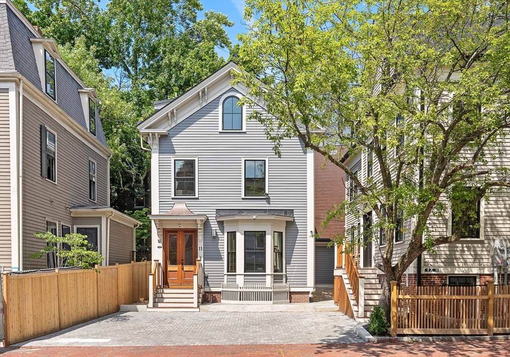 11 Mt. Auburn Street - Photo 1