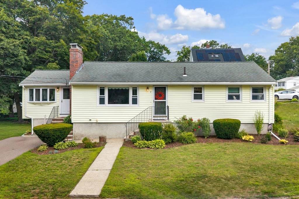 5 Walters Ave - Photo 1