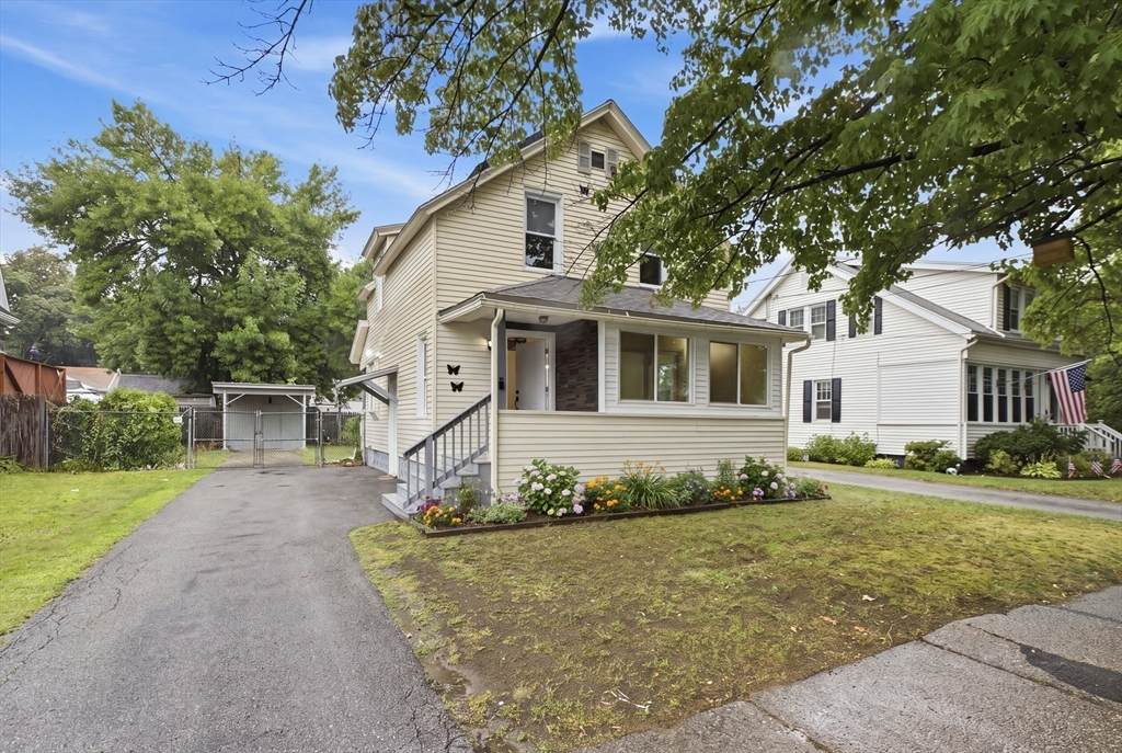 32 Sargon St - Photo 1