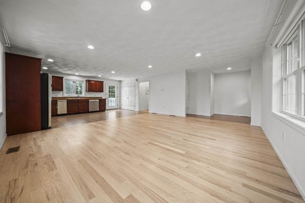 6 Fairlawn - Photo 1