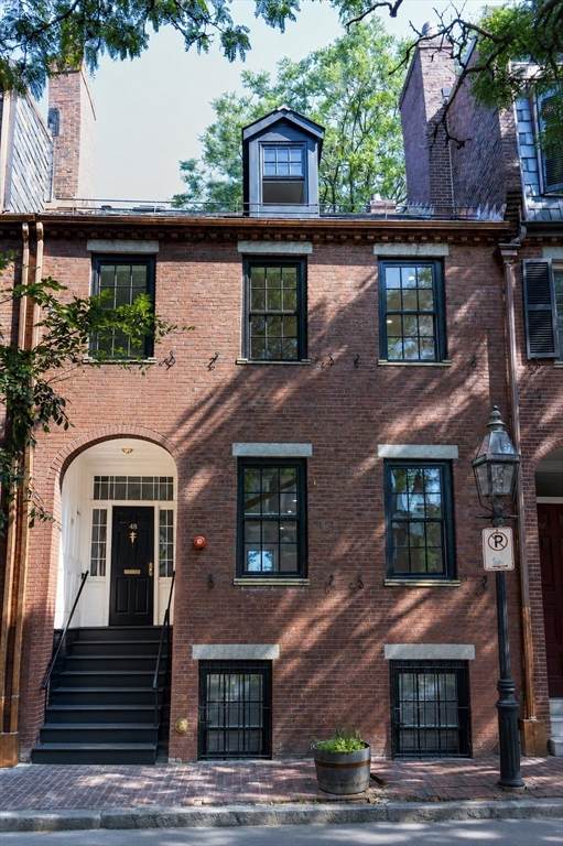 48 Fayette St - Photo 1