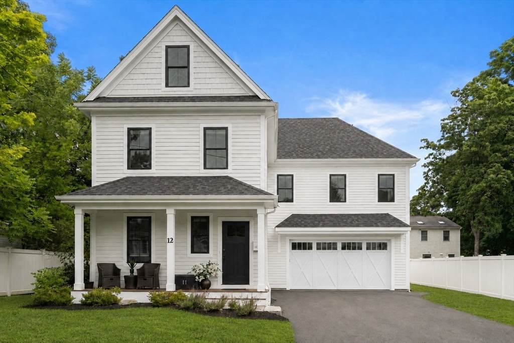 12 South Lincoln St - Photo 1