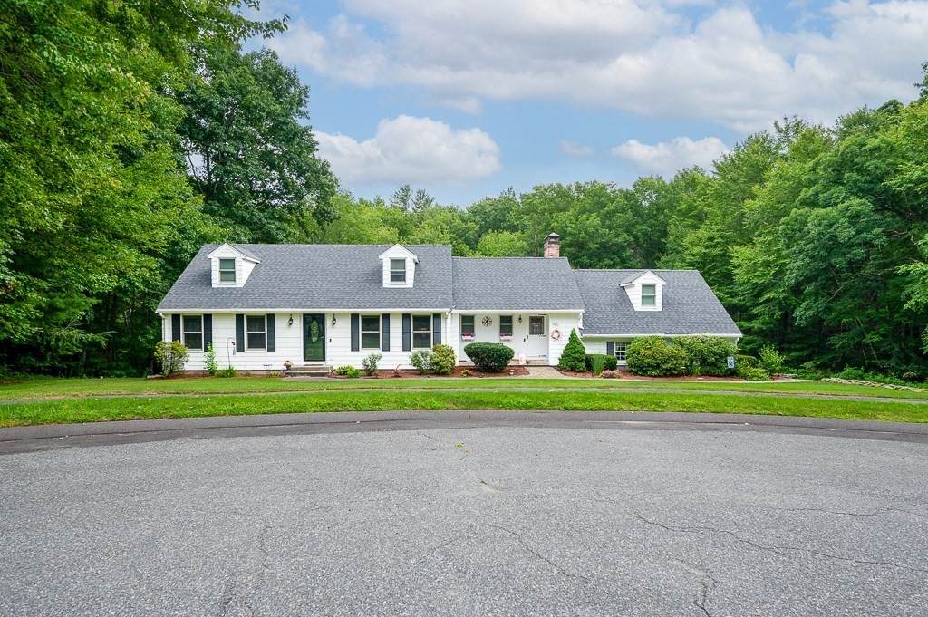 240 Meadow Wood Dr - Photo 1