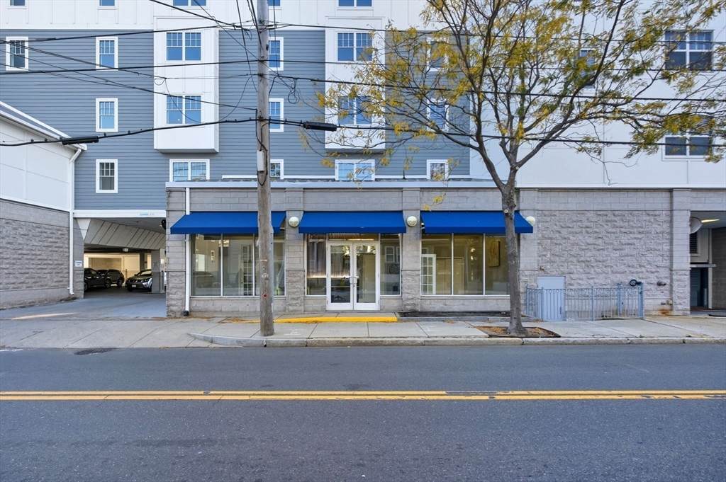 550 Pleasant Street - Photo 1