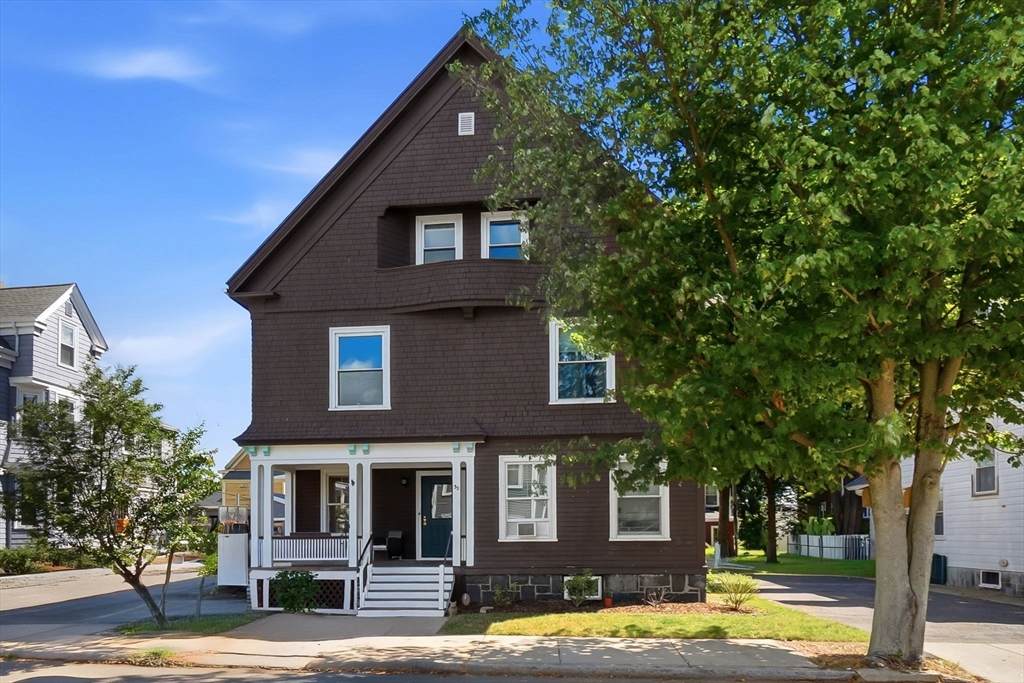 32 Ocean St - Photo 1