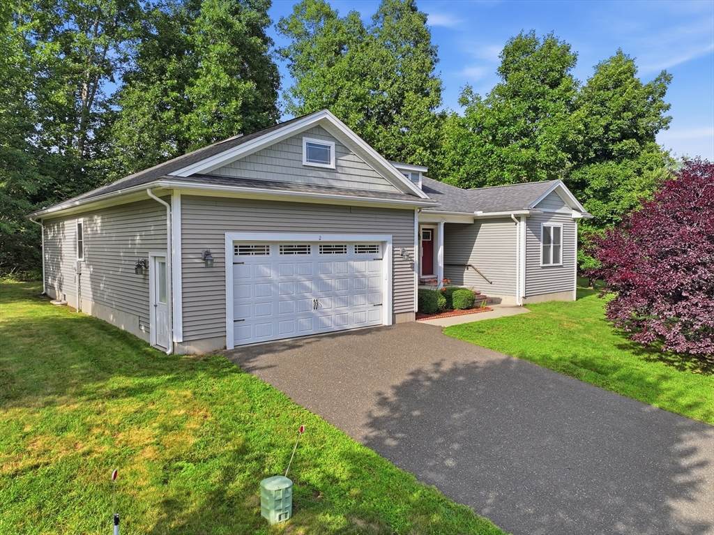 2 Dogwood Dr - Photo 1