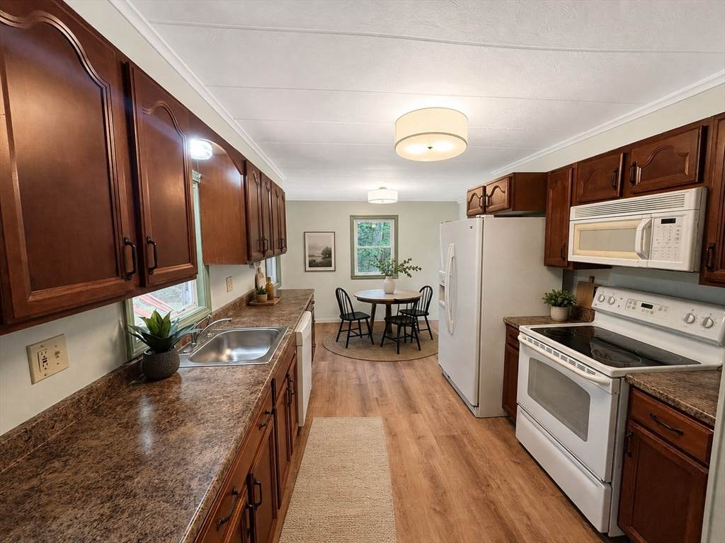 1050 Flat Hill Road - Photo 1