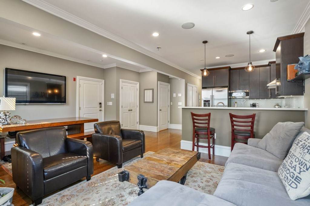 15 Howell St - Photo 1