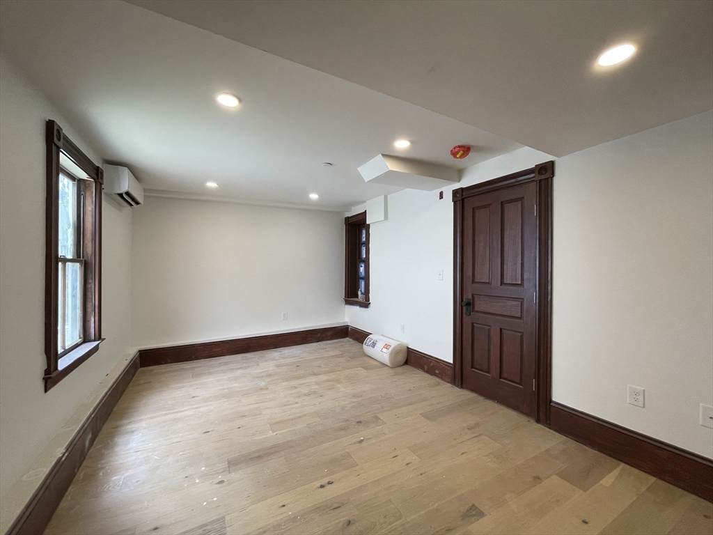 41 Summer St - Photo 1