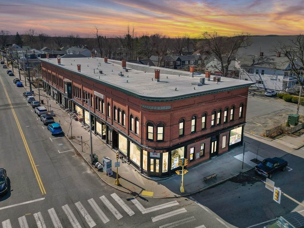 80.5 Maple St - Photo 1