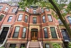 333 Beacon Street - Photo 1