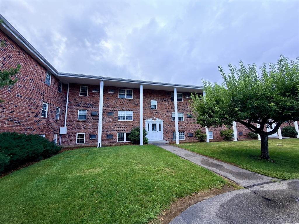 89 Pleasant Street - Photo 1