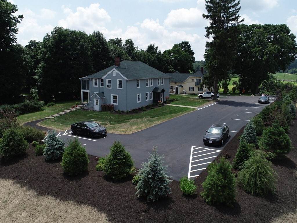 https://bt-photos.global.ssl.fastly.net/mlspin/orig_boomver_1_73558998_2.jpg