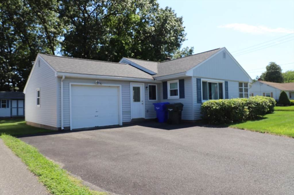 25 Peer St. - Photo 1