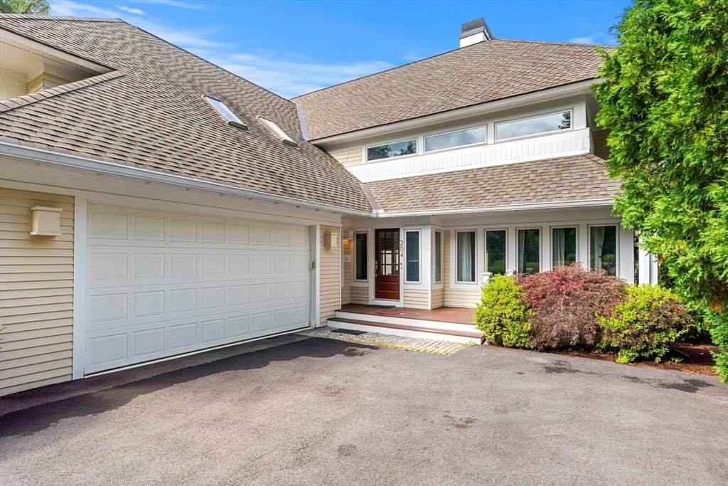 204 Country Club Way - Photo 1