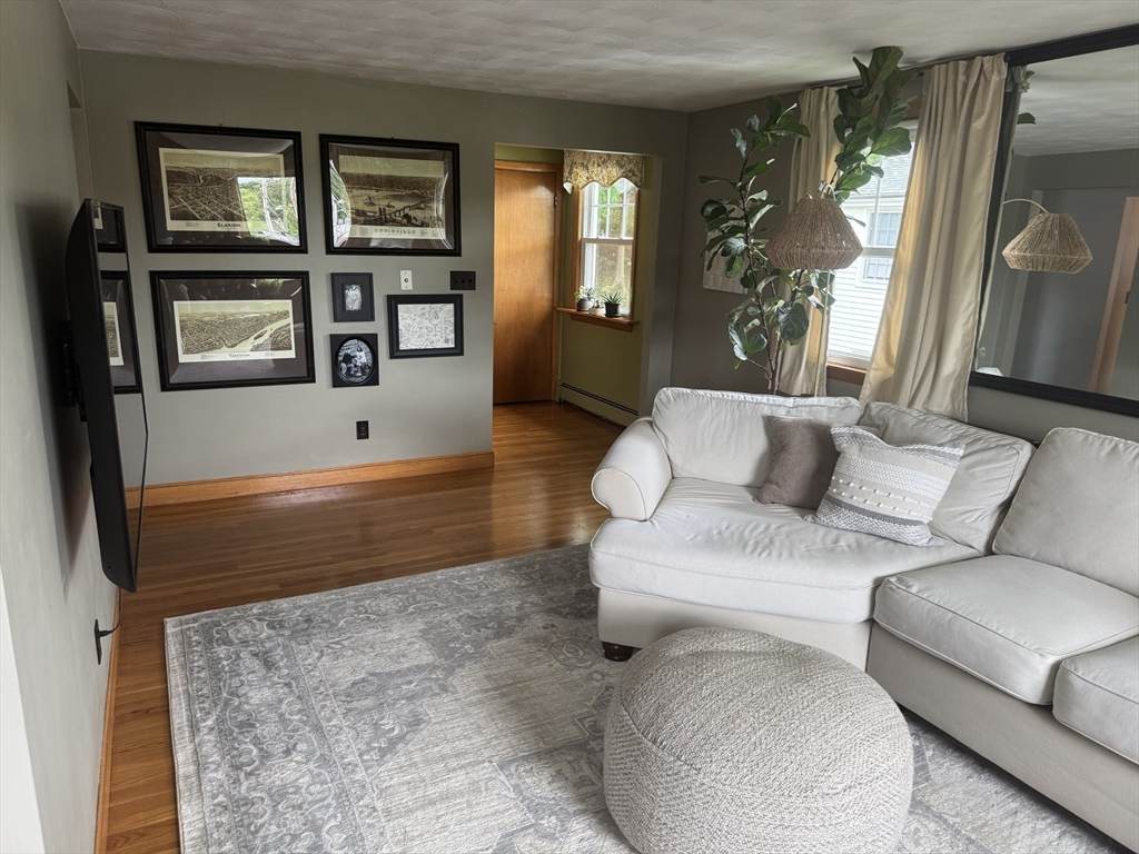 390 Massachusetts - Photo 1
