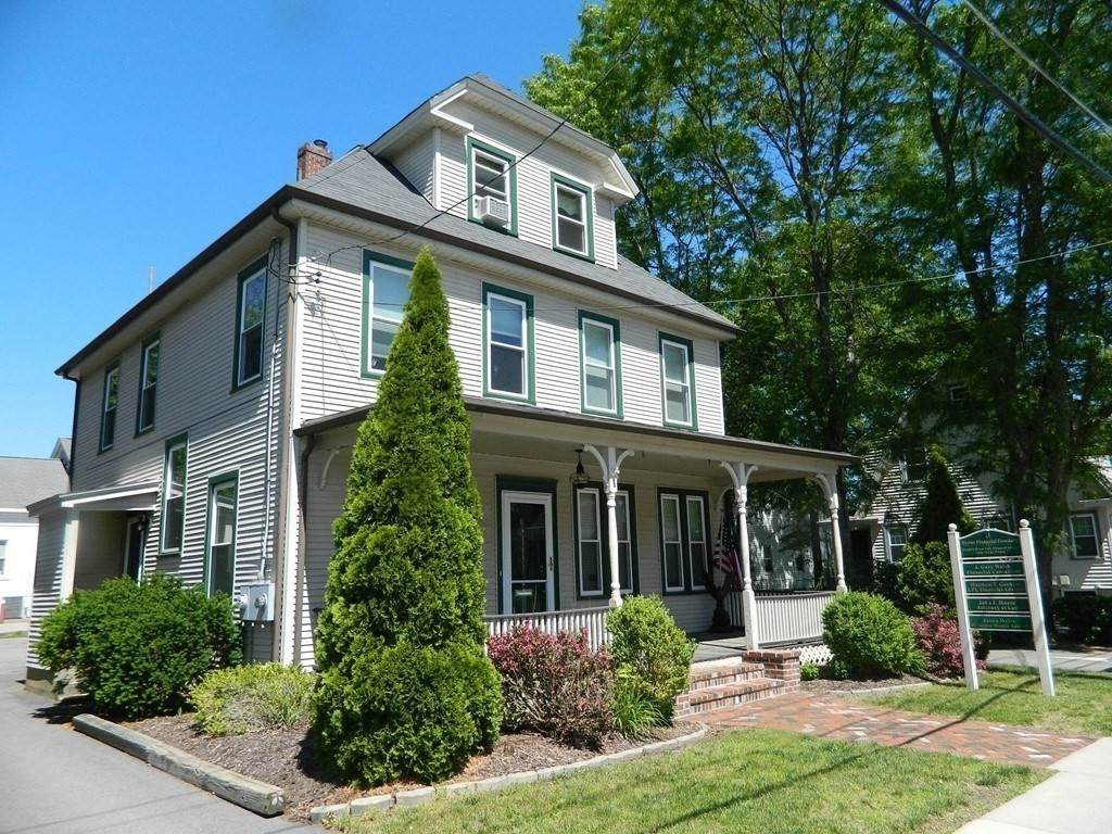 11 East St - Photo 1
