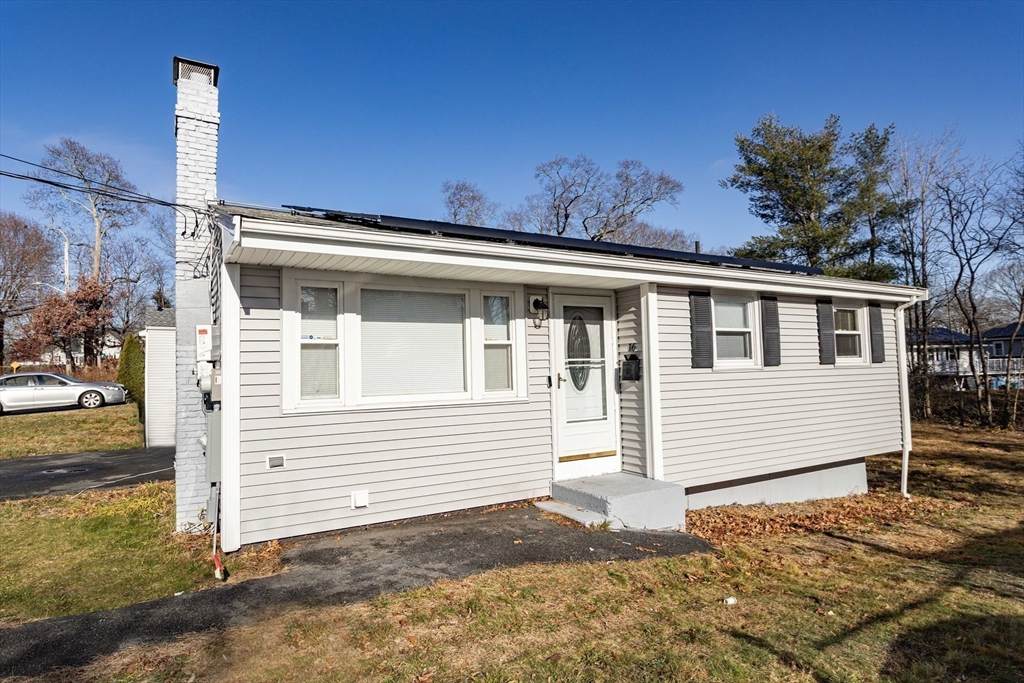 16 Falconer Ave - Photo 1