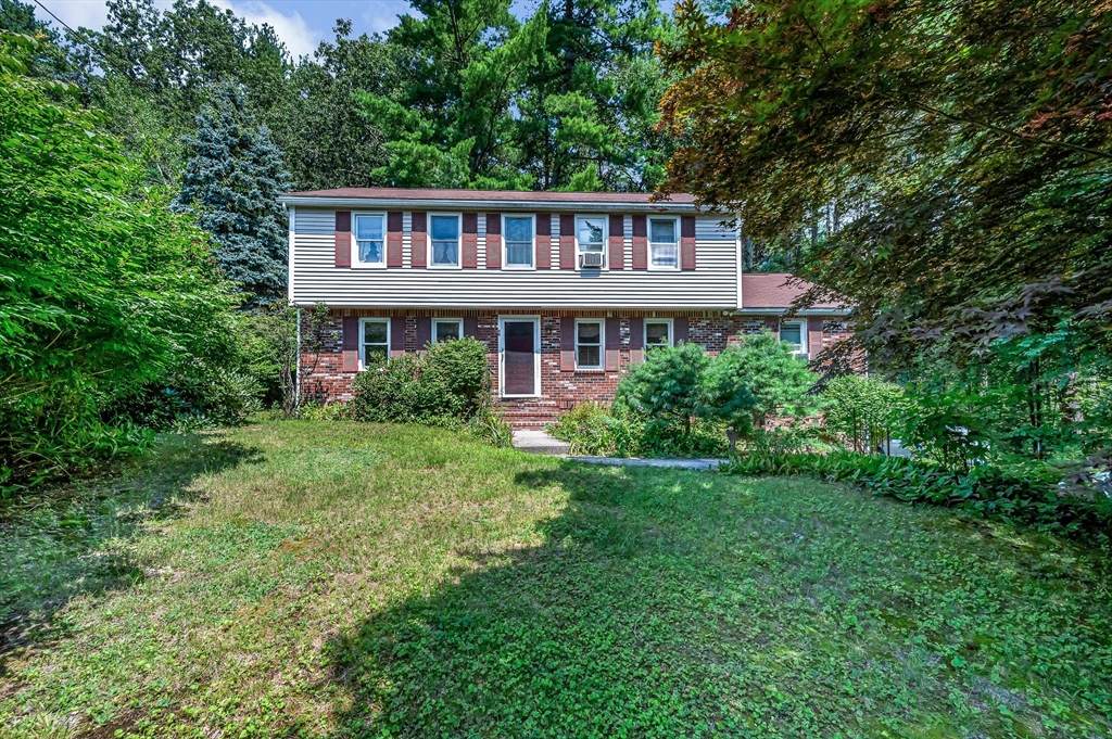 48 Cannington St - Photo 1
