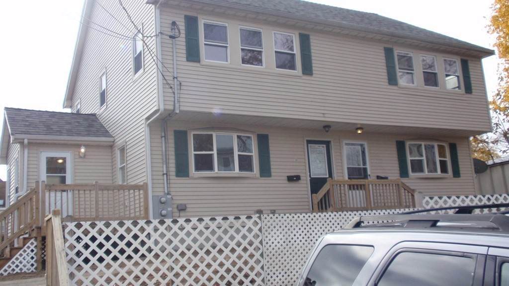 32 Falmouth Ave - Photo 1
