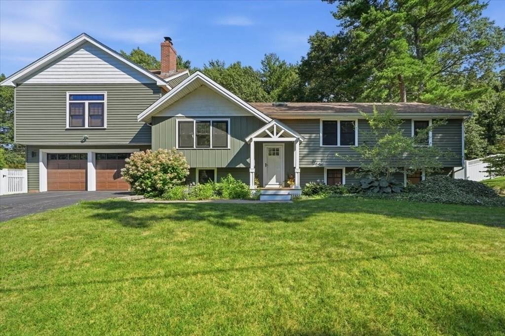 2 Hazelwood Dr - Photo 1