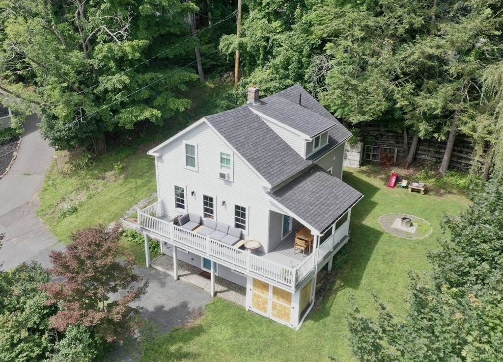 44 Green St - Photo 1