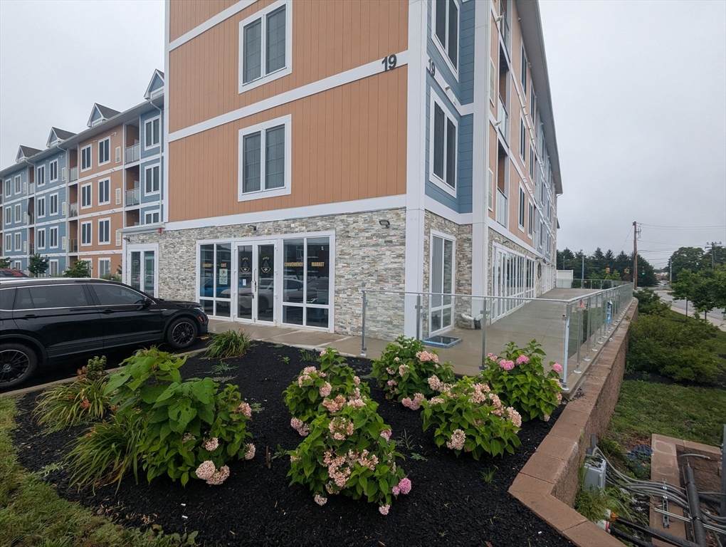 19 Highland Ave - Photo 1